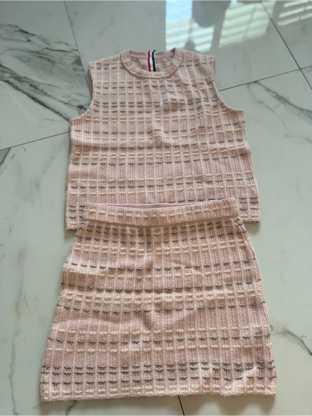 Women's Pink Knit Two-Piece skirt Set